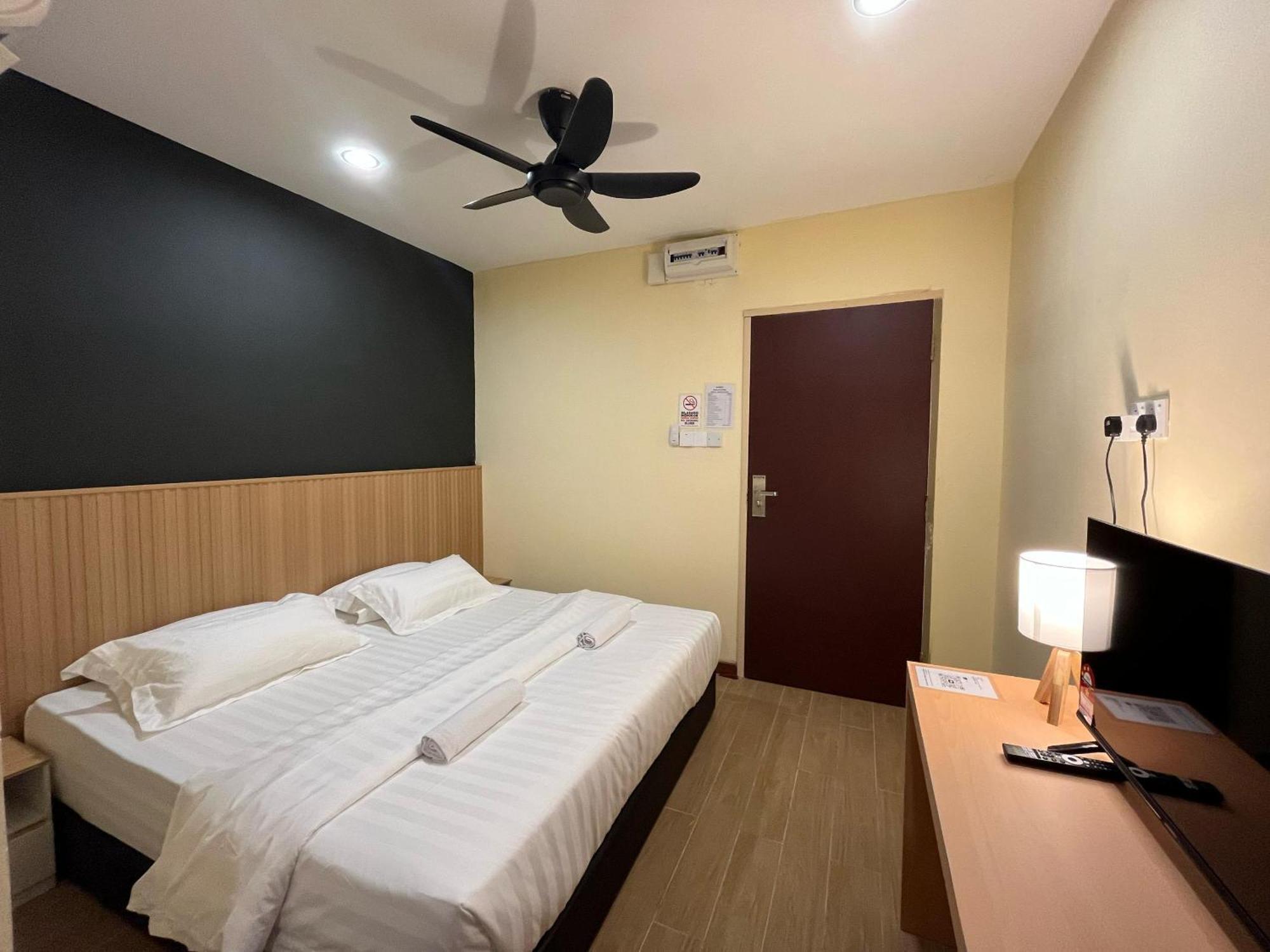 Halo Hotel Semporna Kültér fotó