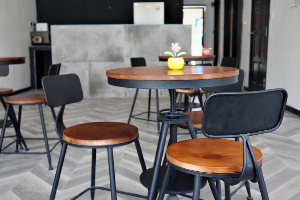 Halo Hotel Semporna Kültér fotó